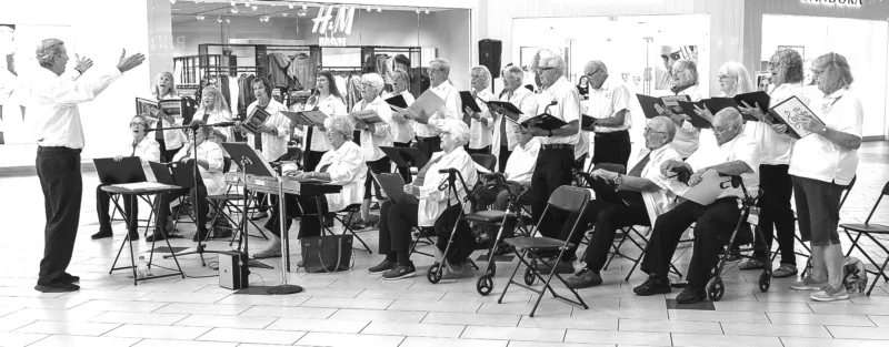 Valley Senior Choir serenades shoppers at Eastwood Mall
